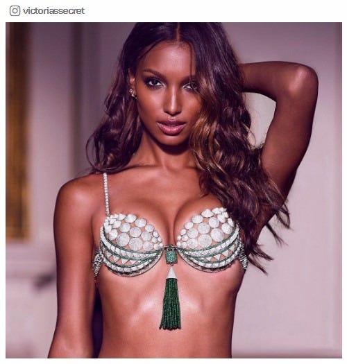 ヴィクトリアズ・シークレットInstagramより