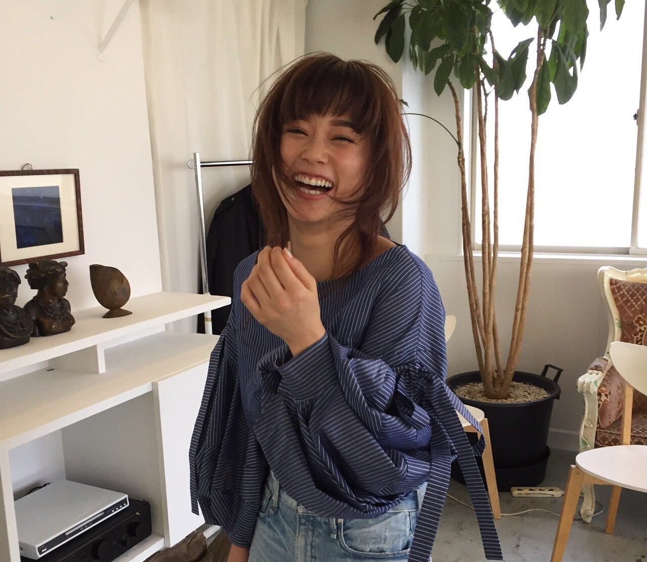 「ViVi」卒業の宮城舞、“新天地”でガラリイメチェン＜メイキング＆コメント到着＞