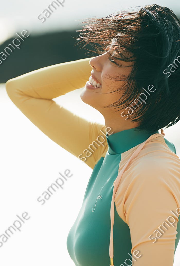 安斉星来1st写真集「Sirius」封入特典3/撮影:三瓶康友