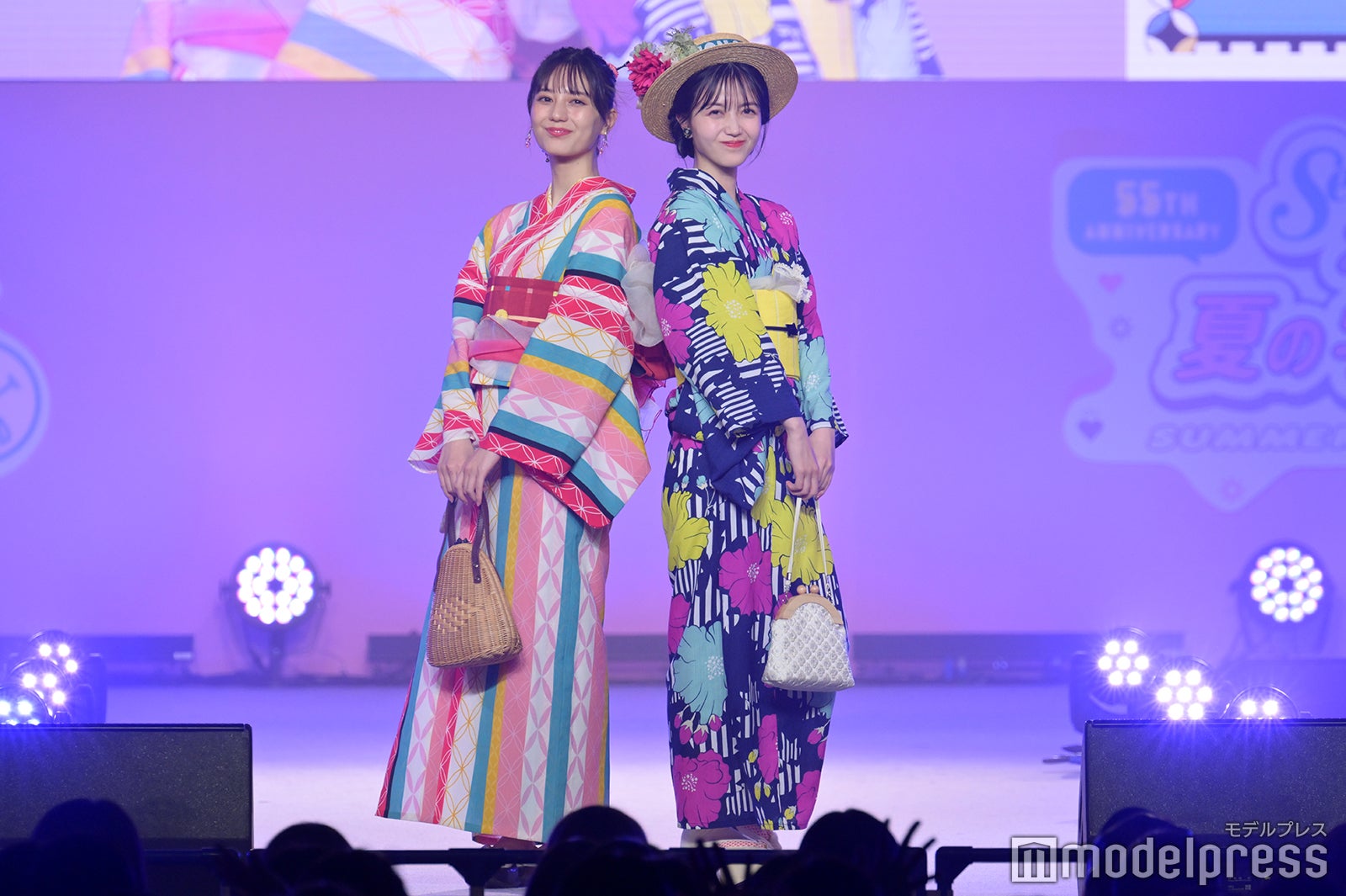 小坂菜緒、久保史緒里（C）モデルプレス