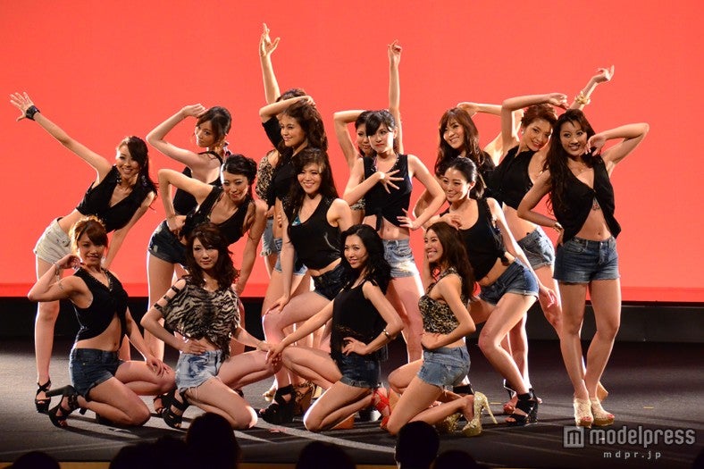 「2013ミス・アース・ジャパン　日本代表選考会」審査風景