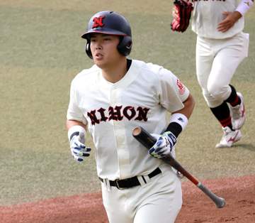 日大 村上宗隆の弟・慶太が兄から助言「『おまえのやりたいことをやれ』って。『しっかり勉強しろ』と」 今秋初スタメン2打数無安打