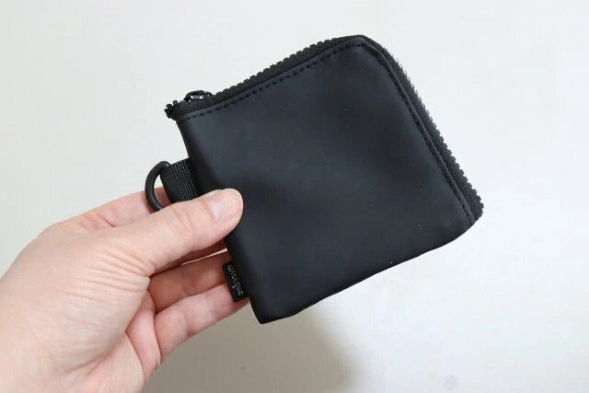 ダイソー　L型財布