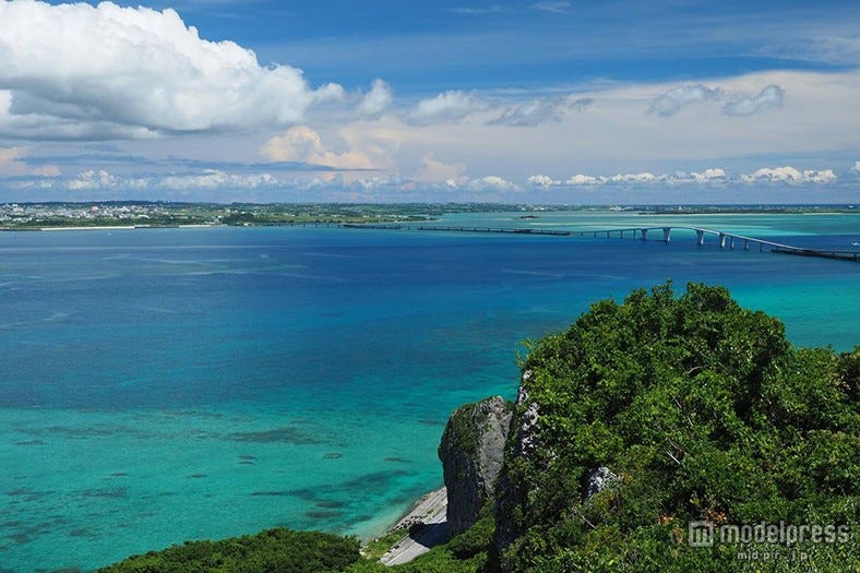 冬でも沖縄離島でリゾート気分 のんびり島時間を楽しむ観光スポット4選
