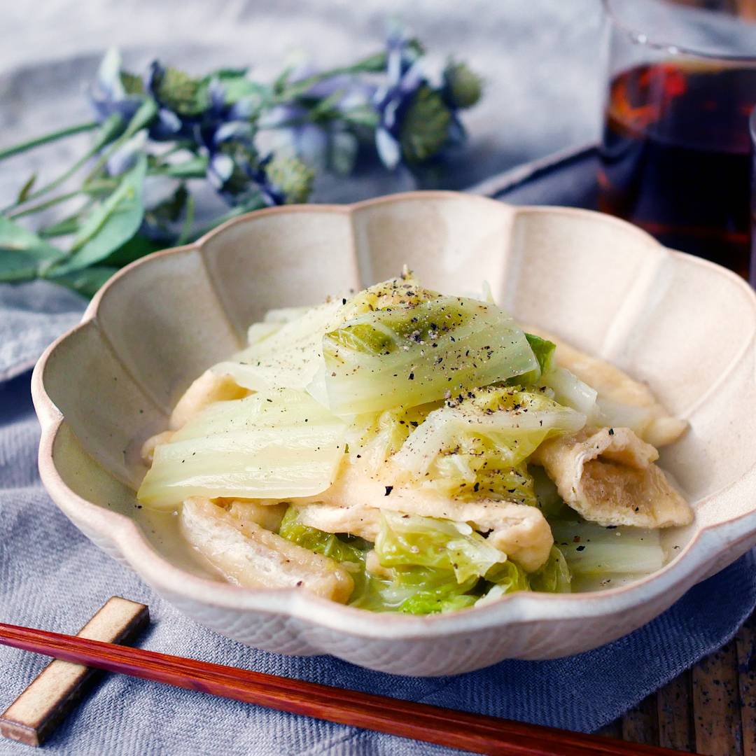 メイン食材2つで！白菜と油揚げのうま塩煮