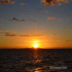 キャプテンクック サンセットディナークルーズ/フィジー(C)モデルプレス