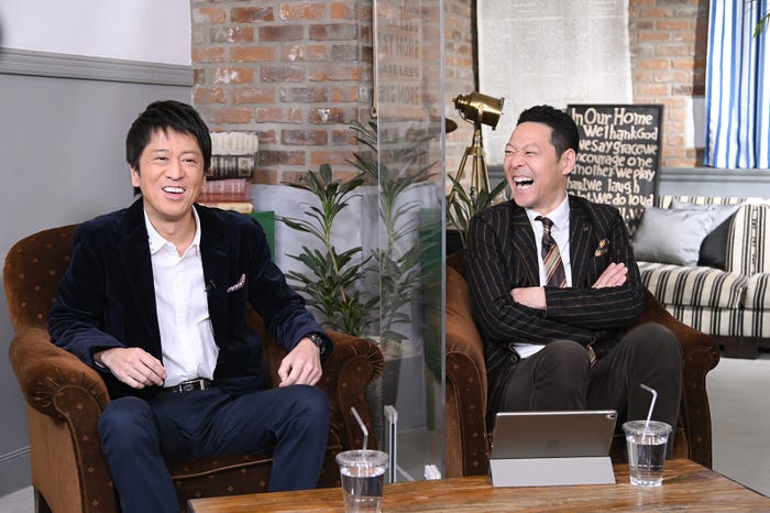 吉田敬、東野幸治(C)MBS