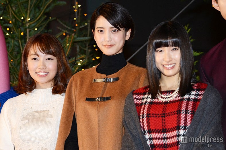 左より：清水くるみ、山崎紘菜、土屋太鳳