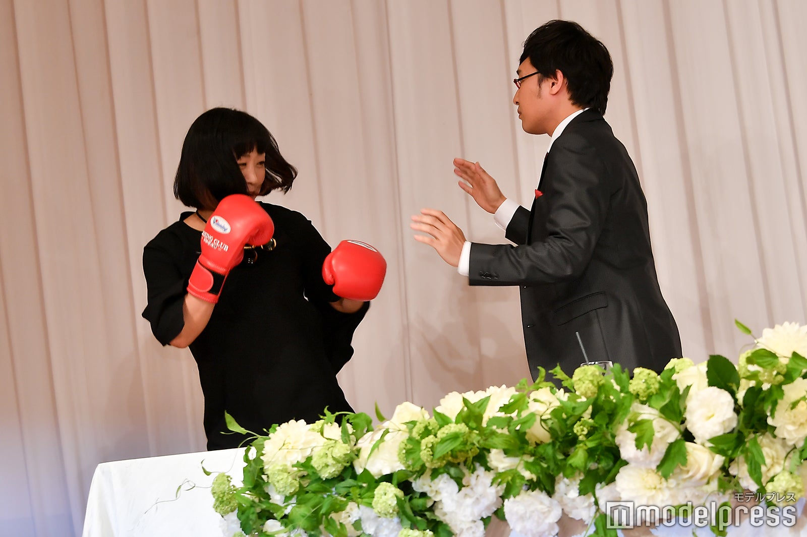 山崎静代、山里亮太
