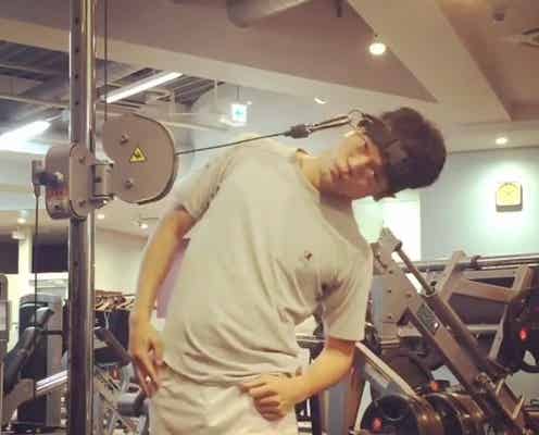 おばたのお兄さん、首部“まきの筋”トレーニングしていた