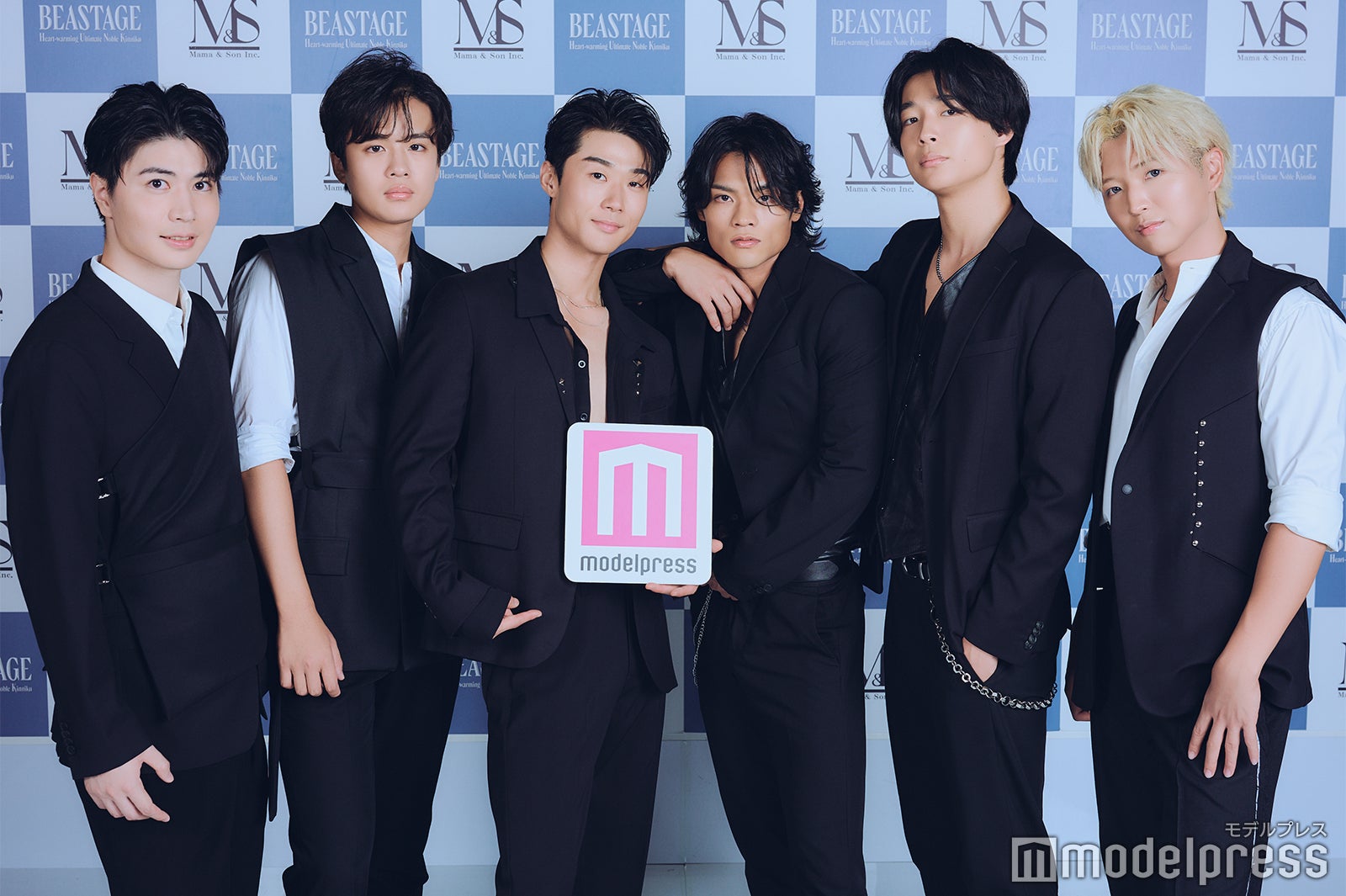 └BHNX┘／高野慧、羽田野孝介、杉浦豪、和田光平、リューク、高橋憲太（C）モデルプレス