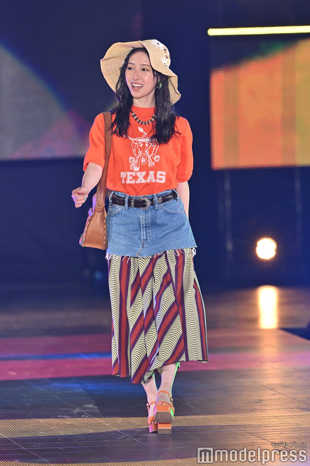 （C）モデルプレス