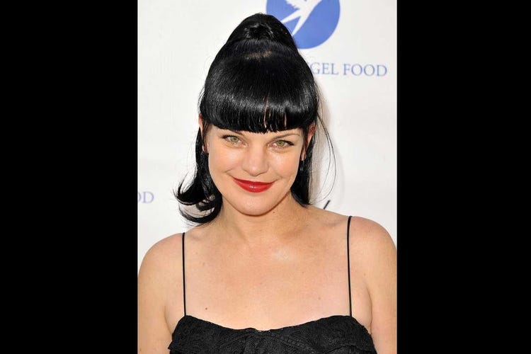 Ncis ネイビー犯罪捜査班 ポーリー ペレット 亡くなった親友を悼む モデルプレス Ncis ネイビー犯罪捜査班 ポーリー ペレット 亡くなった親友を悼む モデルプレス