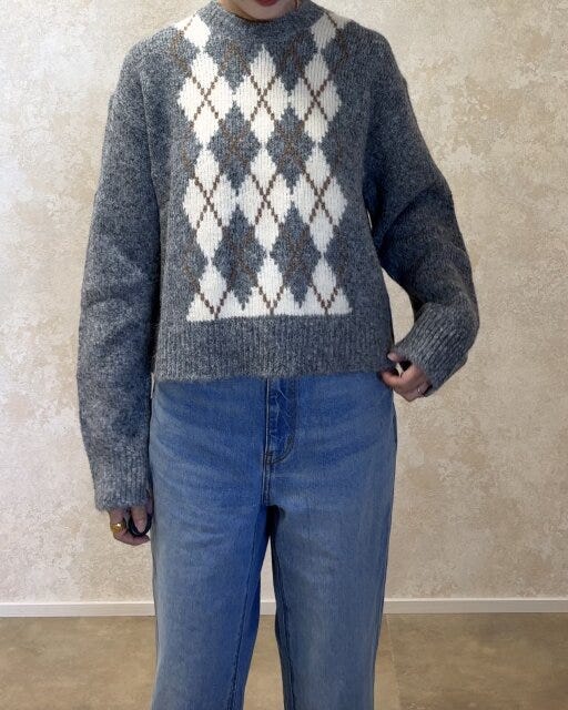 ユニクロフラッフィクルーネックセーター着丈　正面