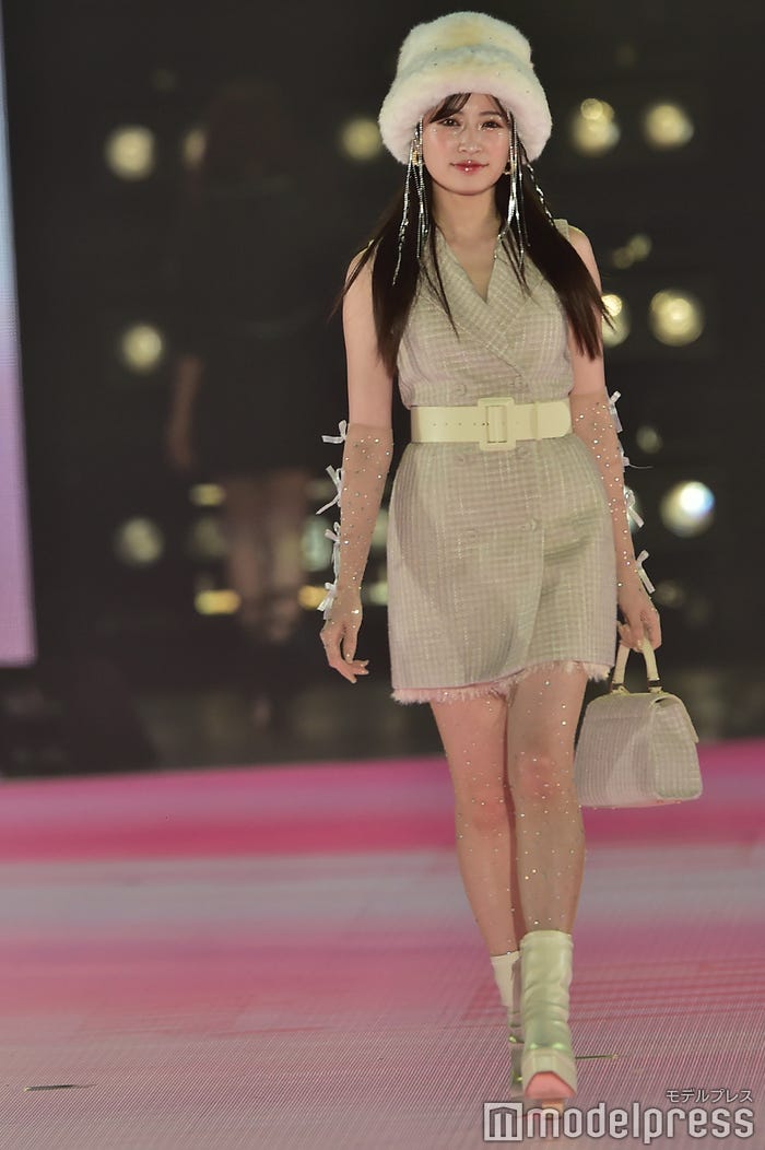 吉田朱里(C)モデルプレス