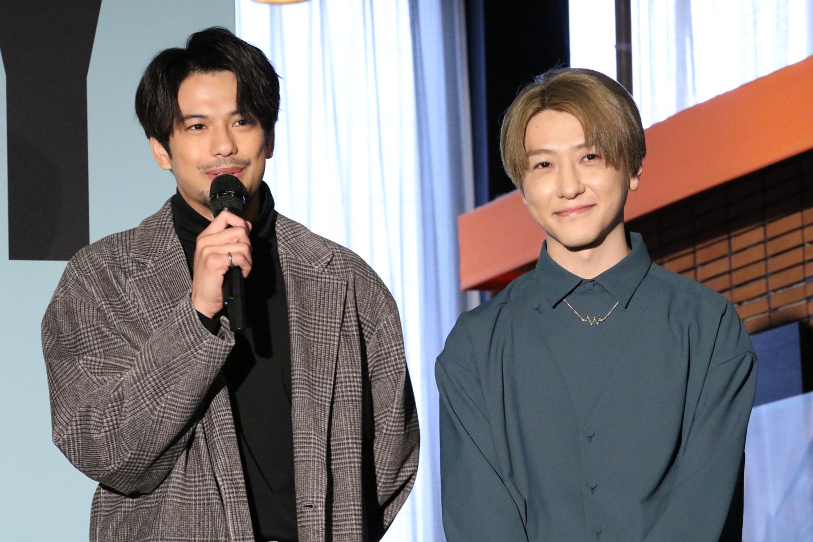 森崎ウィン、鈴木拡樹／製作：東宝（C）遠藤達哉／集英社