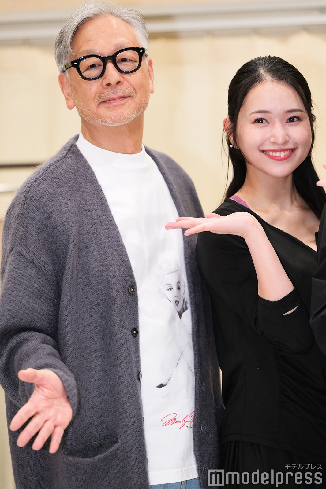 菅野こうめい氏、小南満佑子（C）モデルプレス