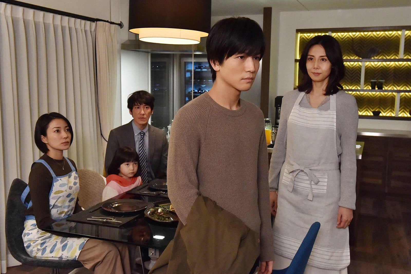 「砂の塔～知りすぎた隣人」第6話・場面カット（C）TBS