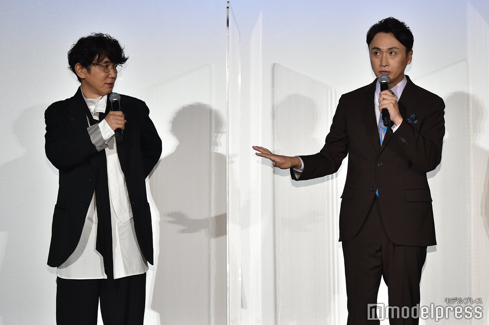 ユースケ・サンタマリア、児嶋一哉（C）モデルプレス