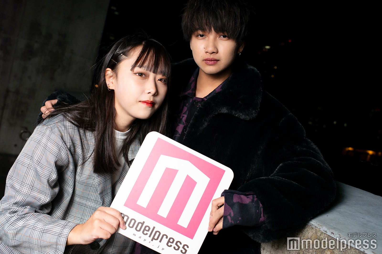 ありさ（益田愛里沙）、たくみ（近藤拓海） （C）モデルプレス