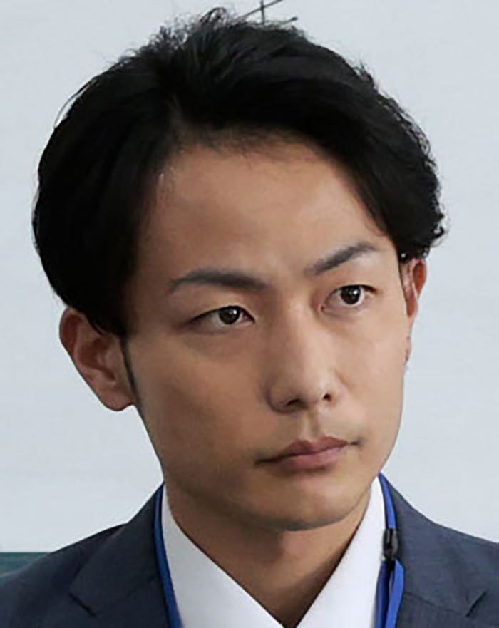 田中俊介 (C)2022「向田理髪店」製作委員会