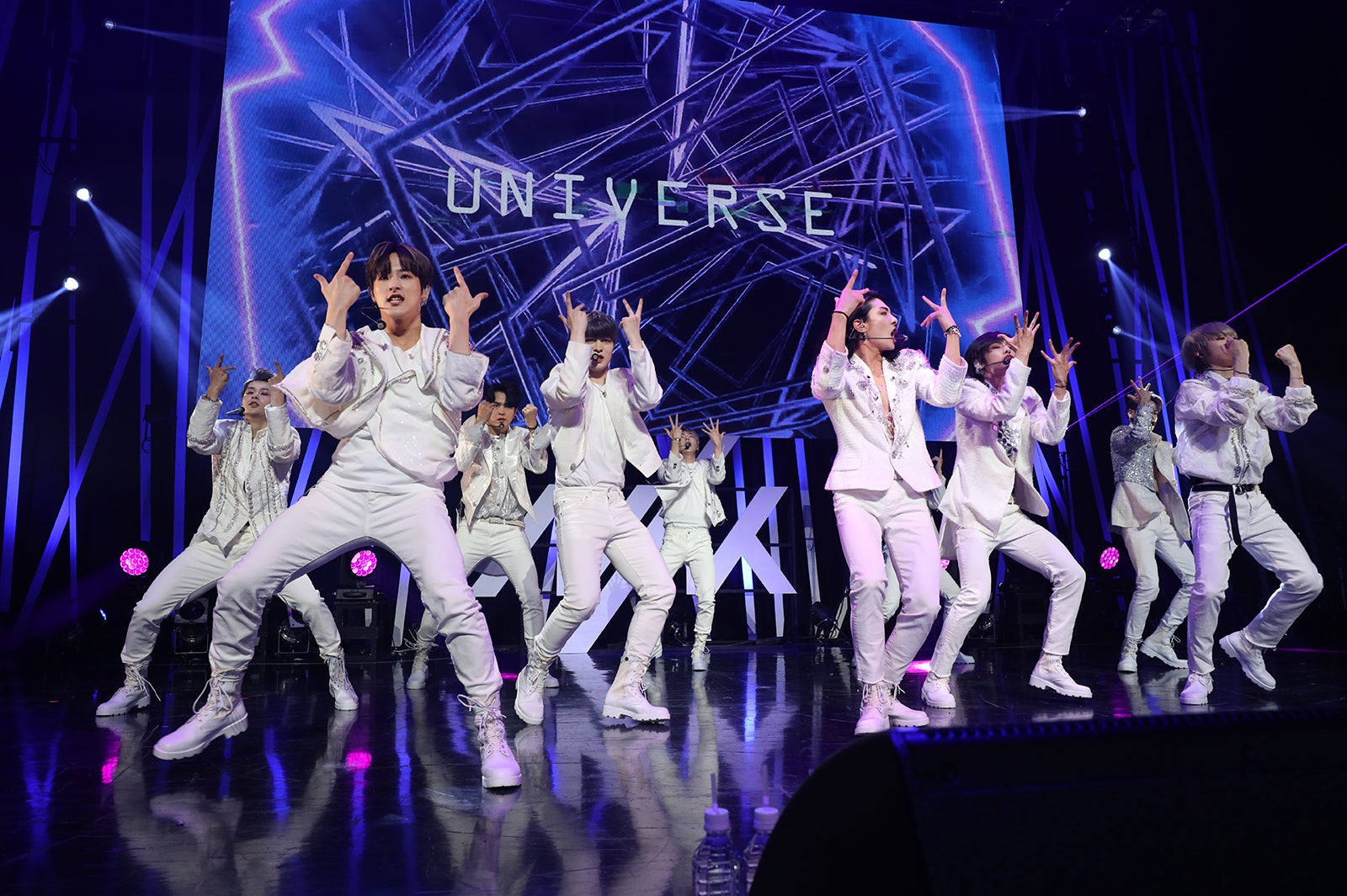 NIK （提供写真）