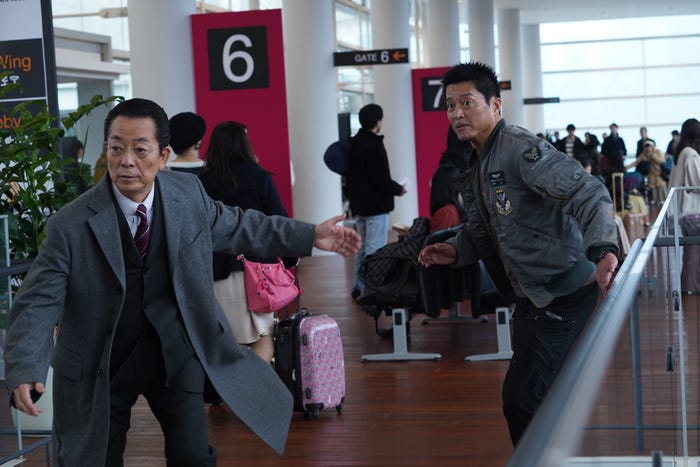 水谷豊、寺脇康文「相棒season22」第10話 元日スペシャルより(C)テレビ朝日