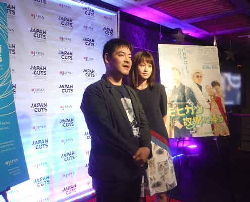 前田敦子、流暢な英語で喜びあらわ ニューヨークで拍手喝采