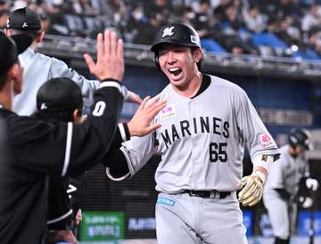 ロッテ・寺地が同点2号ソロ ゾゾで達から28イニング目にして初得点挙げる