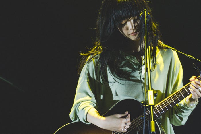 あいみょん/撮影:鈴木友莉