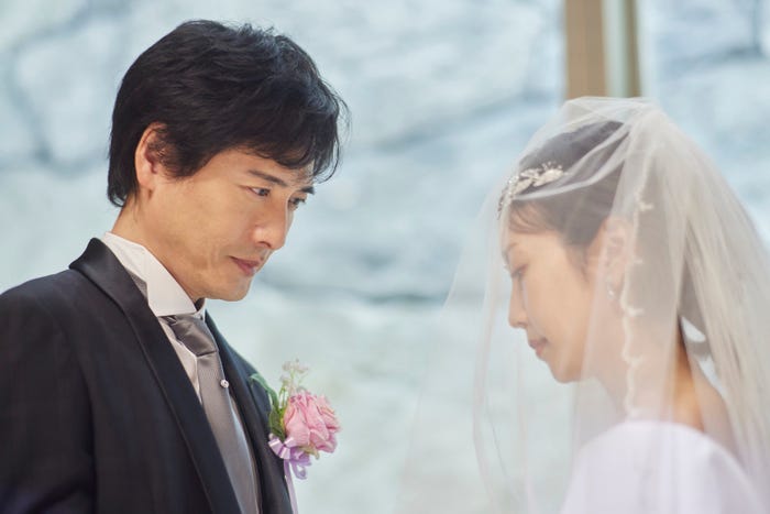 中村俊介、木南晴夏「今夜、秘密のキッチンで」第1話(C)フジテレビ