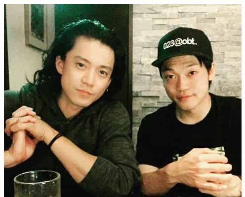小栗旬から誕生日祝福のおばたのお兄さん、プライベート2ショット披露「全然顔似てねぇや」