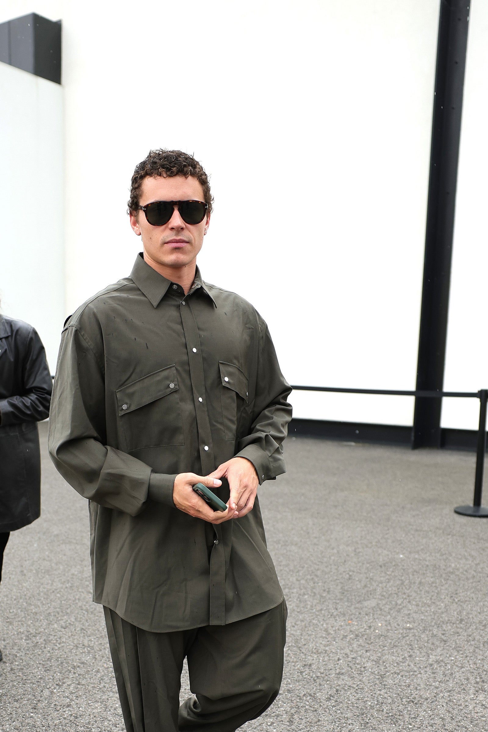 「フェンディ2025年春夏メンズコレクション」の様子（提供写真）