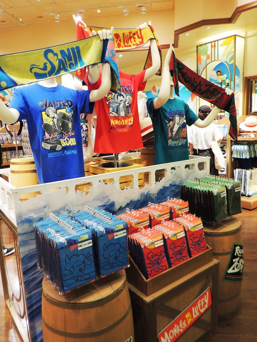マフラータオル 各2000円はルフィ、ゾロ、サンジのデザインがあります