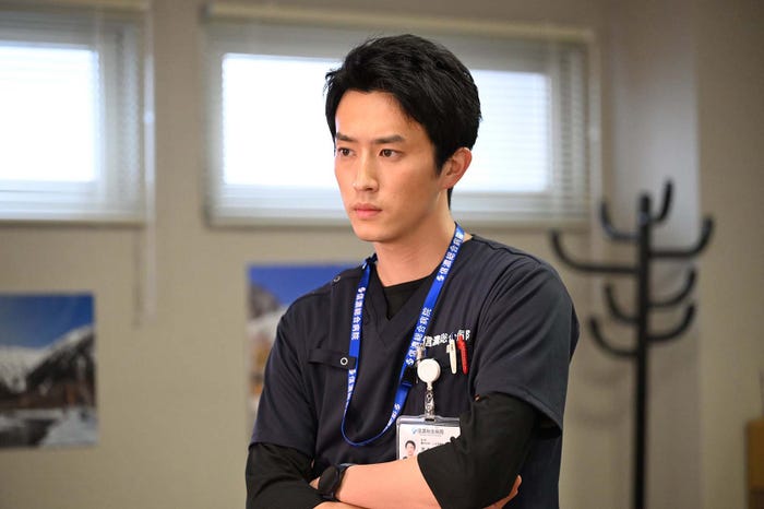 杉野遥亮「マウンテンドクター」第3話より(C)カンテレ