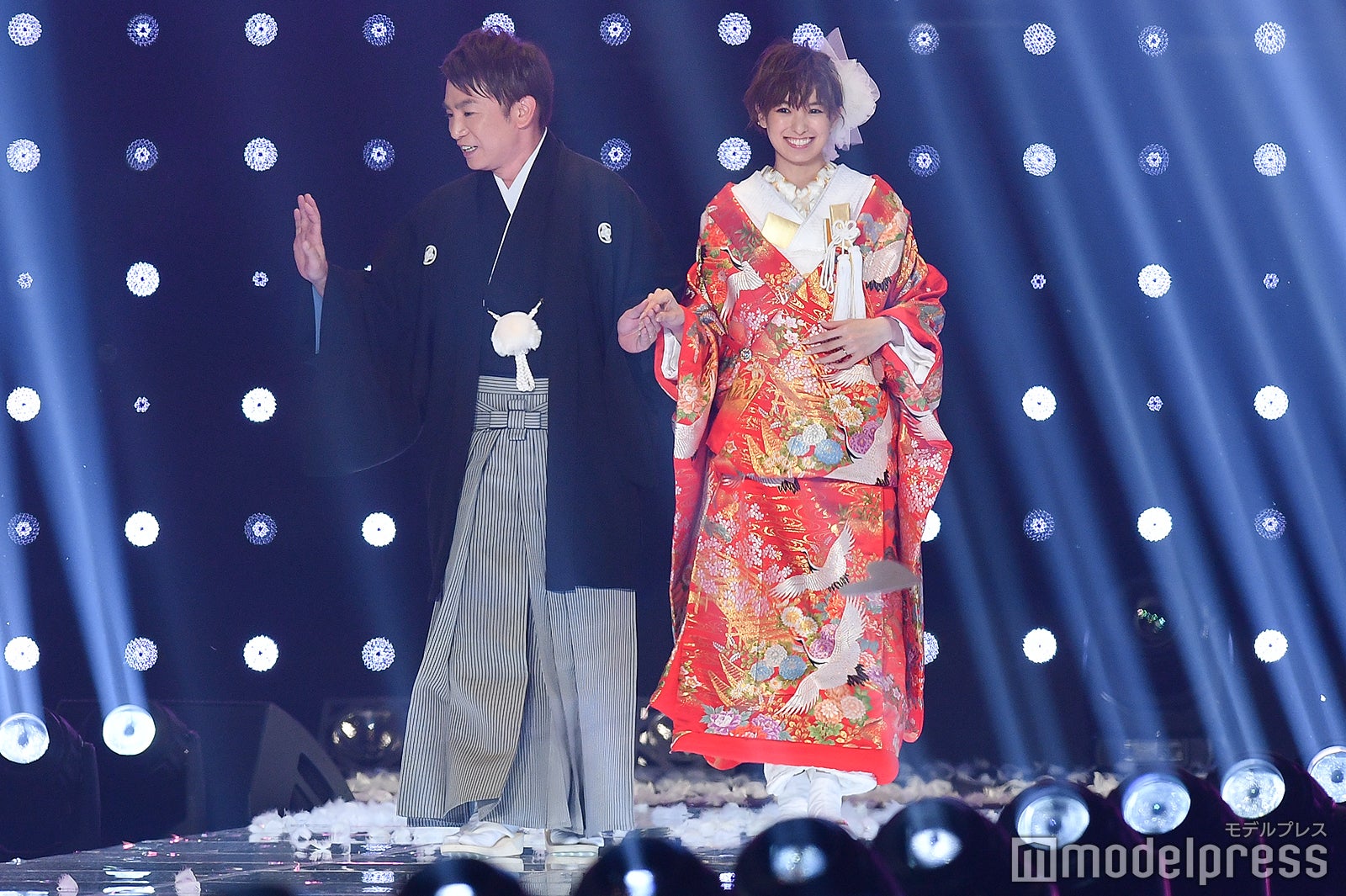 濱口優、南明奈（C）モデルプレス