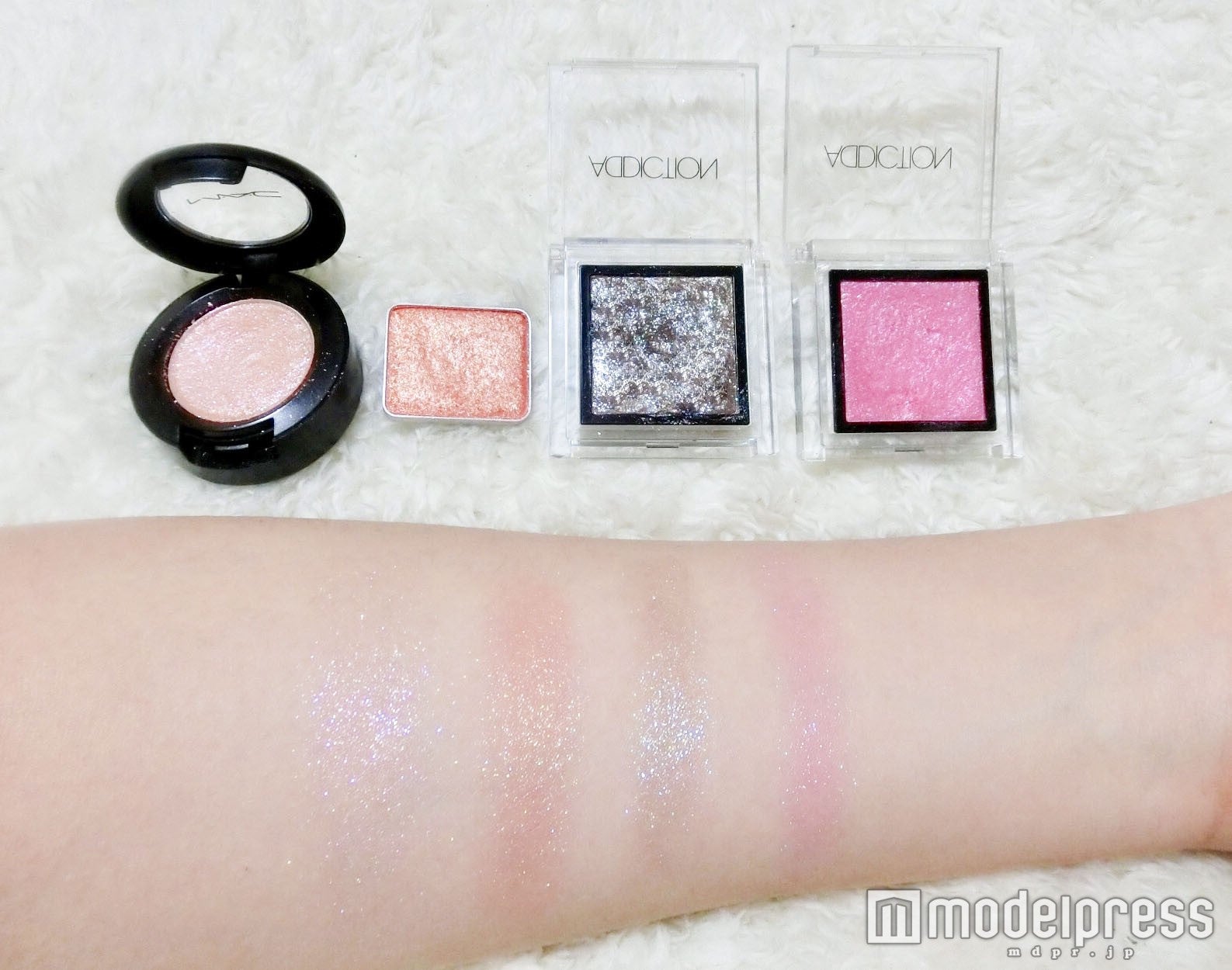 単色ラメシャドウがあればいい！この夏、私は煌めきと生きていく【M・A・C／shu uemura／ADDICTION】