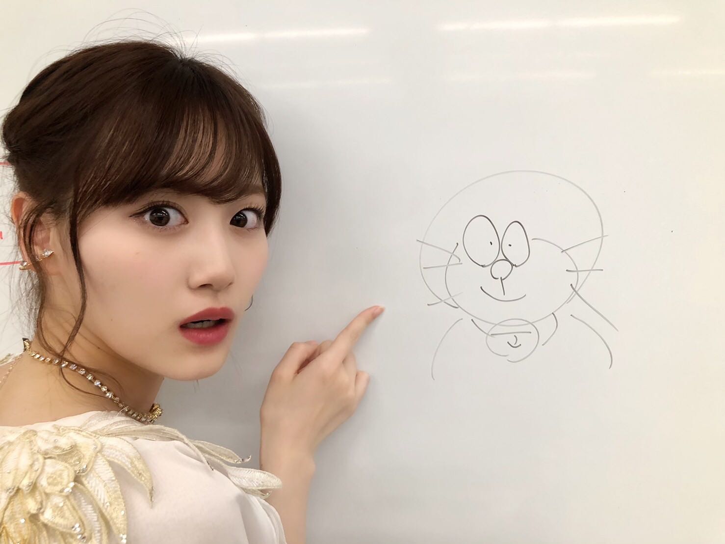 山下美月作：ドラえもん／ミュージックステーション出演後のオフショット（提供写真）