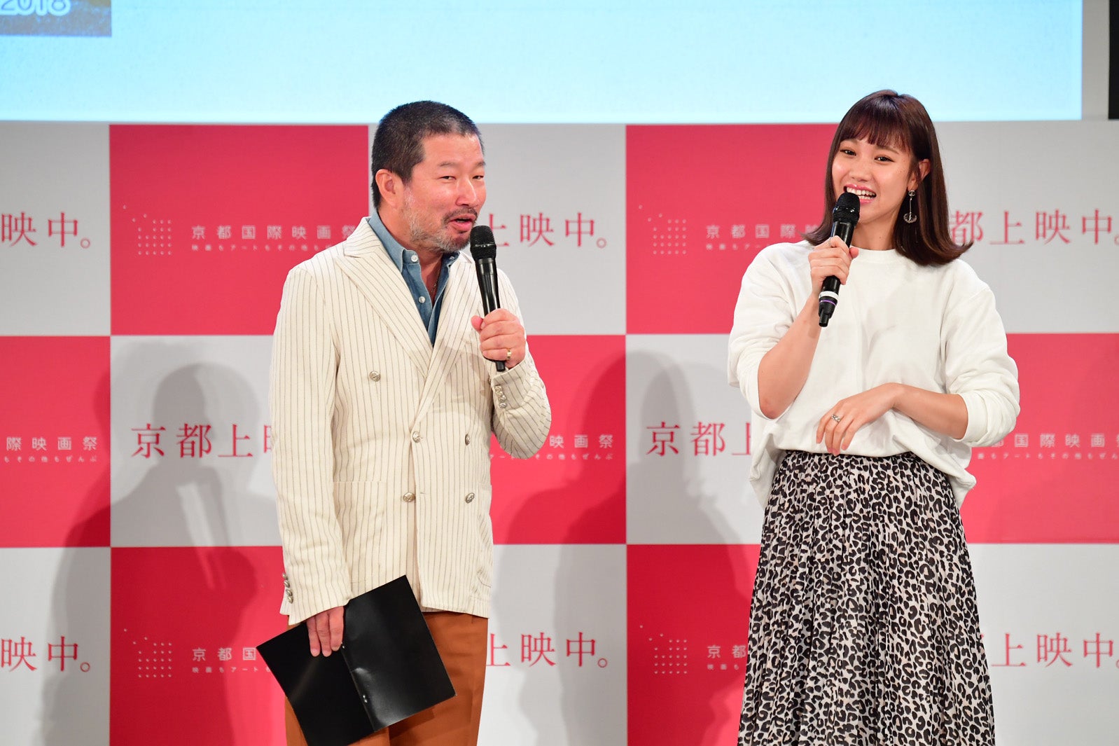 高野祐衣（右） （提供写真）