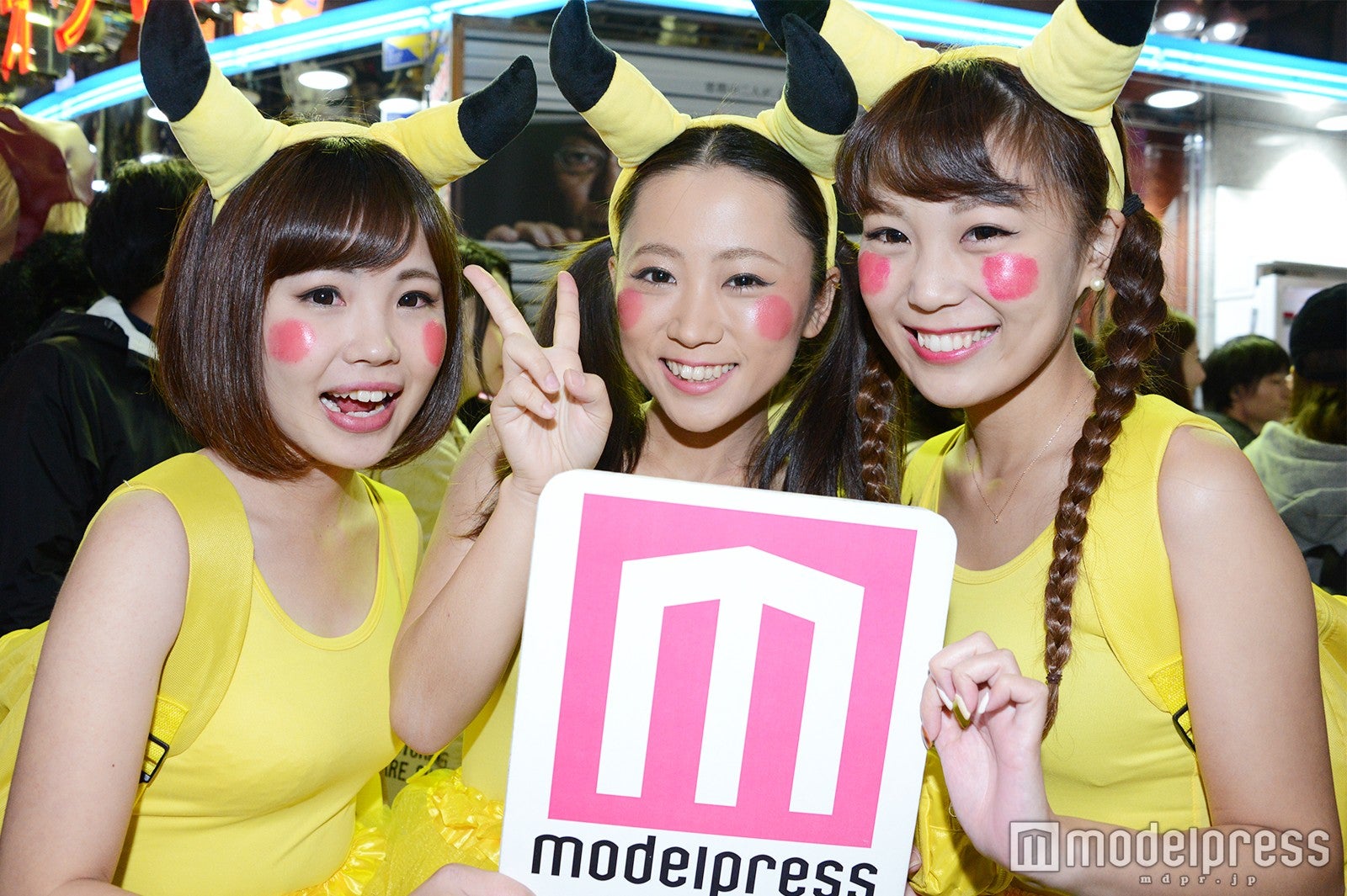 渋谷でのスナップ （C）モデルプレス