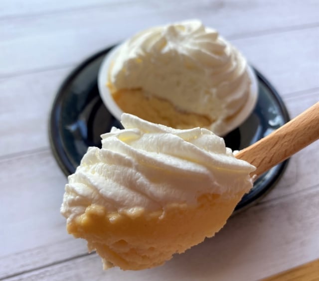 チーズケーキ断面１