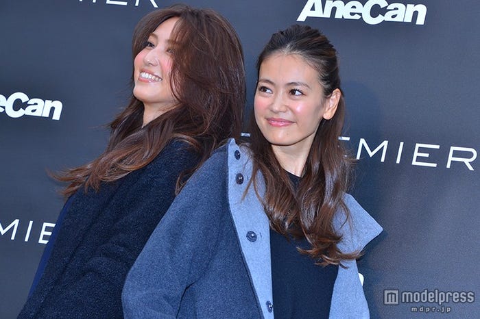 (左から)有村実樹、葛岡碧