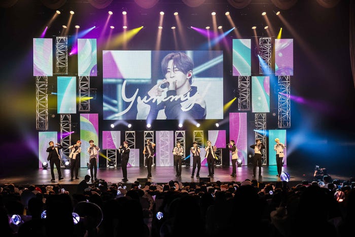 INI/「M」PREMIUM SHOW CASEより(C)LAPONE ENTERTAINMENT