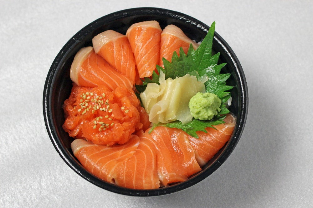海峡サーモン丼（提供画像）