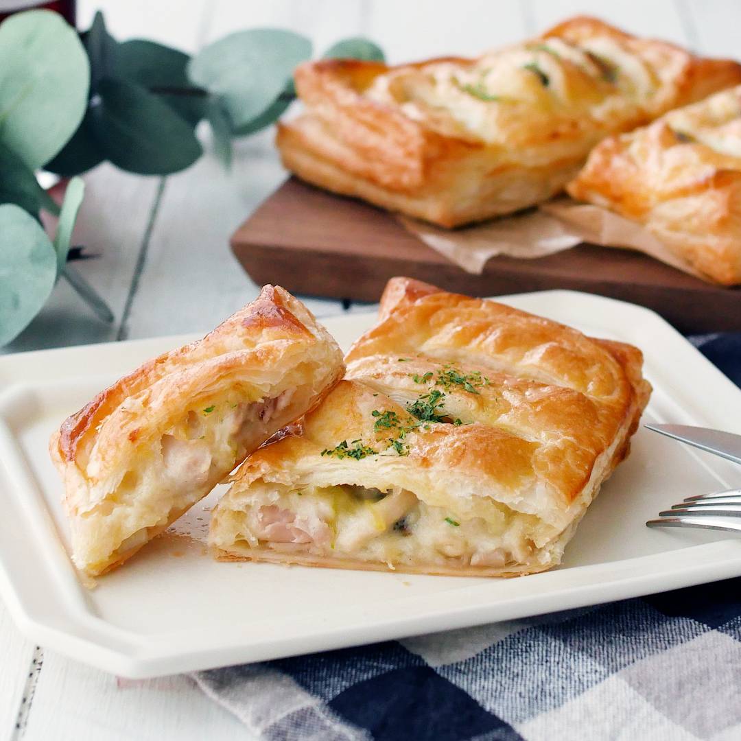 火を使わず簡単♪チキンクリームパイ