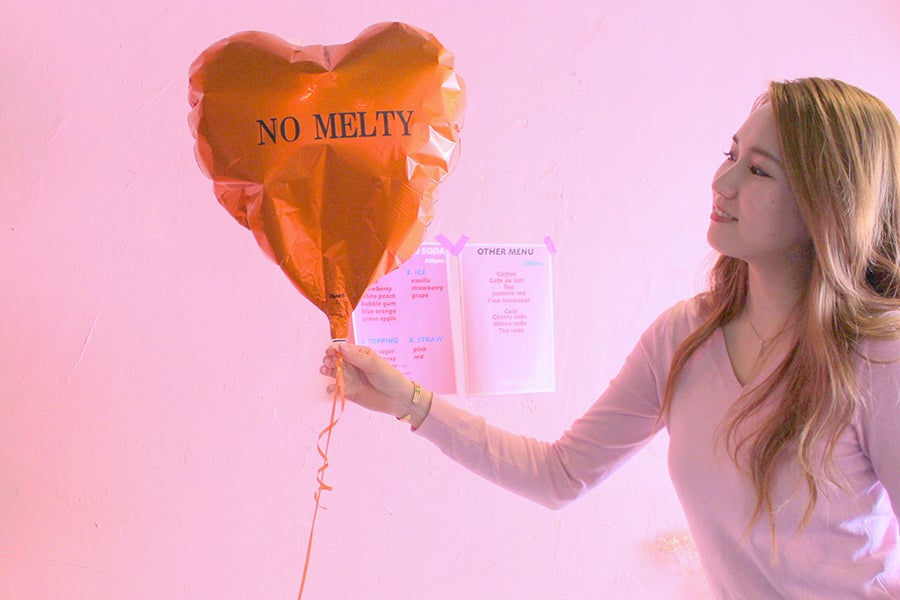 NO MELTY CAFÉ ハート型の風船