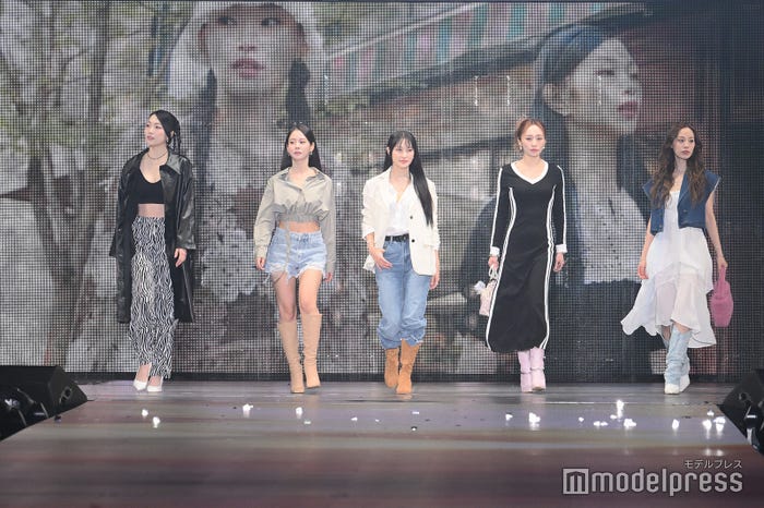 KARA(ジヨン、スンヨン、ギュリ、ニコル、ヨンジ)(C)モデルプレス