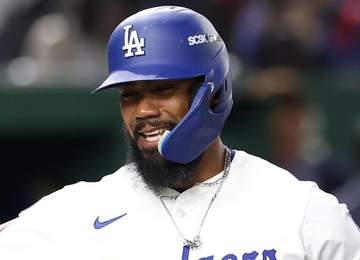 ドジャース逆転サヨナラ勝ち テオスカーが劇的打 欠場の大谷は真っ先にベンチ飛び出し歓喜の輪に加わる 連敗2でストップ