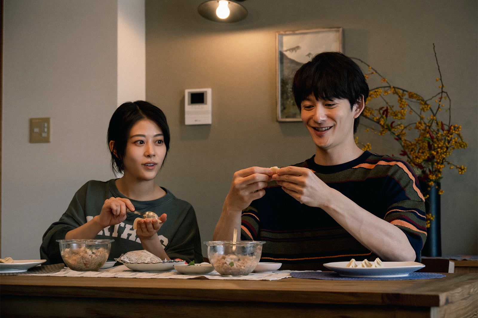 高畑充希、岡田将生「今月のカバーモデル」第1話より（提供写真）