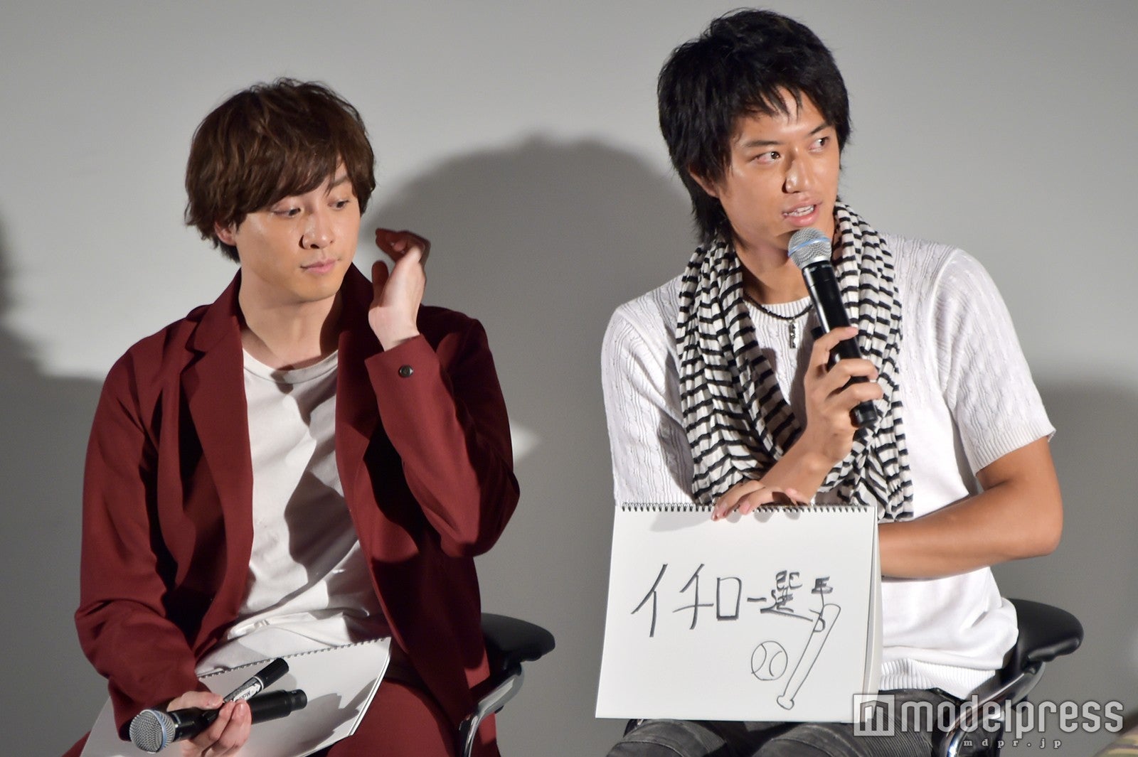 仮面ライダーディケイド 井上正大は 通りすがりの俳優 だけど息子へのサプライズ計画は胸熱 オーズ 渡部秀はオーディション秘話語る モデルプレス 仮面ライダーディケイド 井上正大は 通りすがりの俳優 だけど息子へのサプライズ計画は胸熱 オーズ 渡部秀はオーディション秘話語る モデルプレス